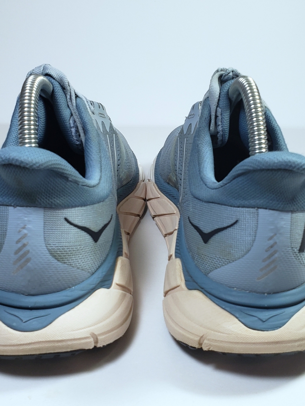 Hoka One One Arahi 5 Running Shoes Sneakers - Picture 6 of 8